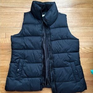 Women’s puffer vest